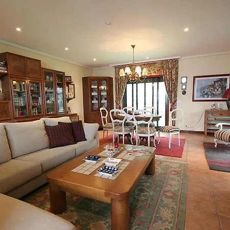 Sleeps 10 Pool Wifi Вилла *